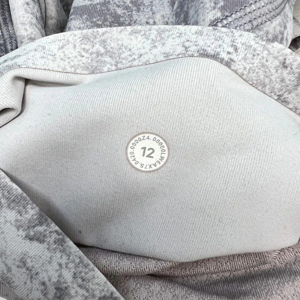 Lululemon Time to Sweat Crop 23